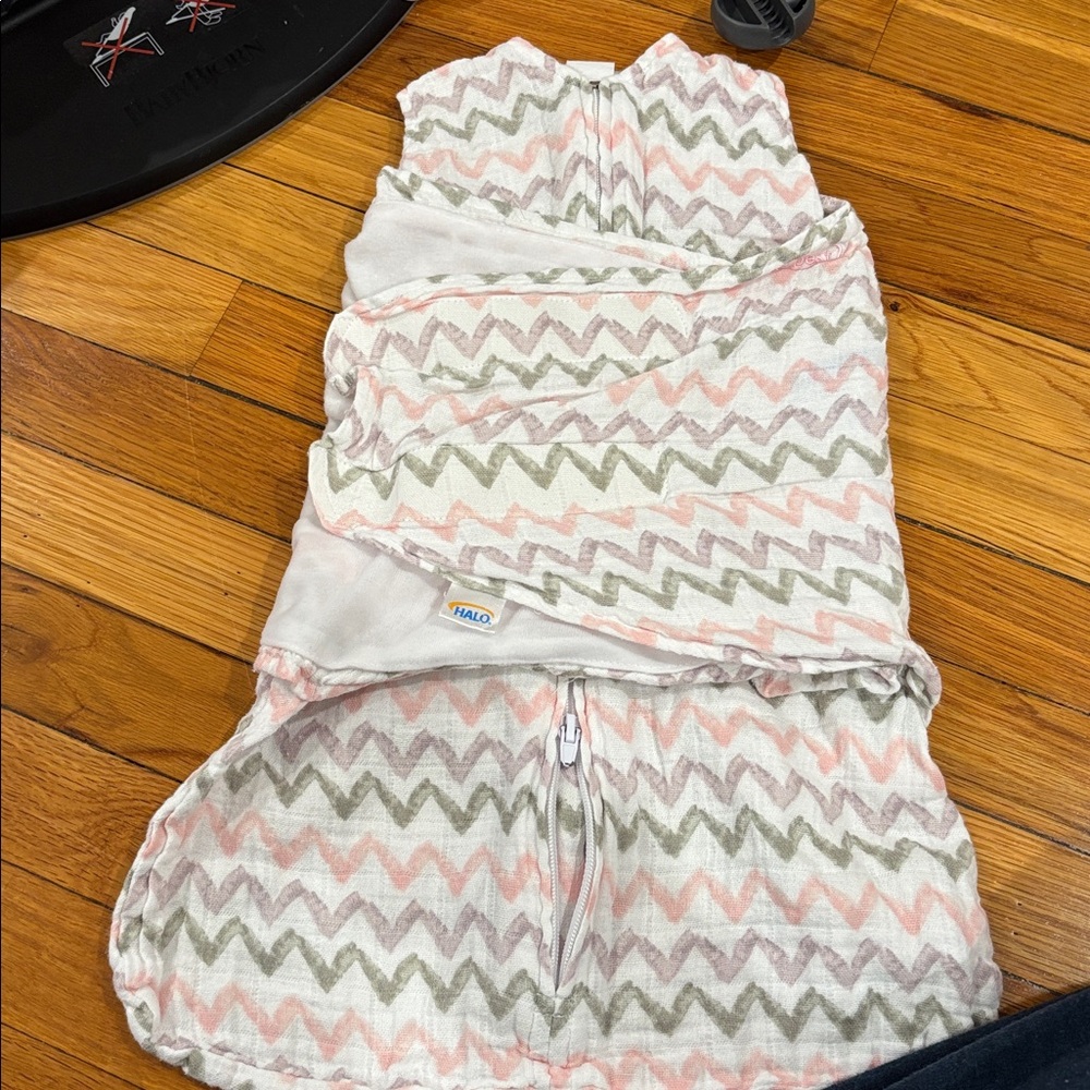 Halo sleep sack - newborn size